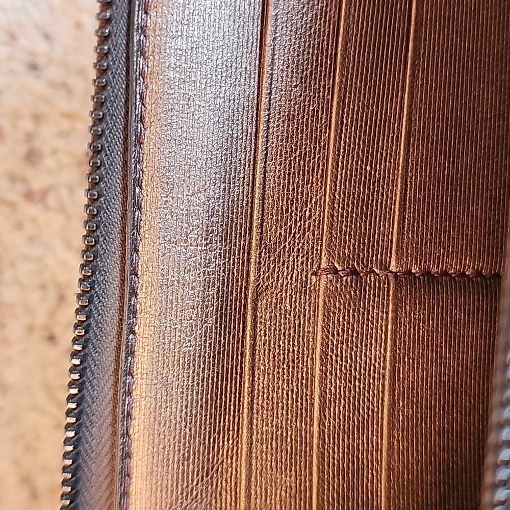 Bottega Veneta Metallic Woven Wallet - Picture 4 of 8